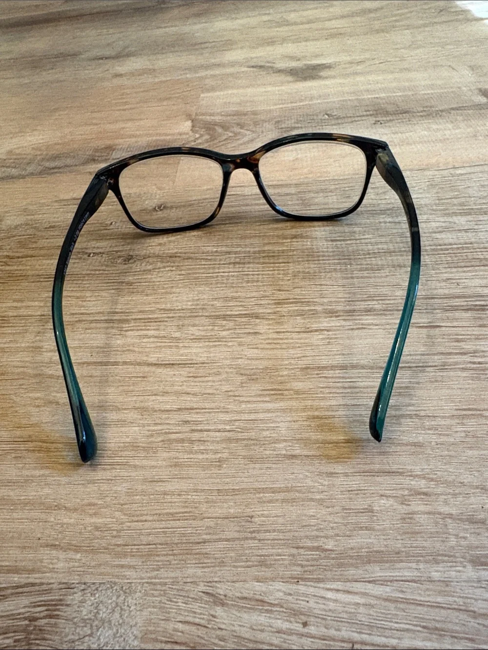Women’s Peepers +2 reading glasses “Nature Walk” style, very good used condition